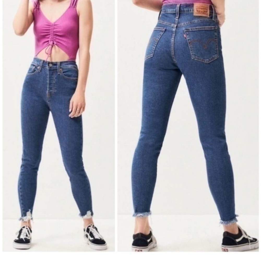Levi’s Wedgie Skinny Jeans